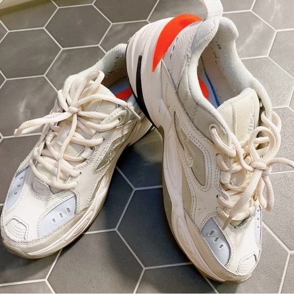 Nike women’s sneakers. Size. 6 - Picture 1 of 8